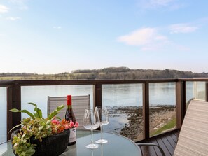 Cottage | Balcony