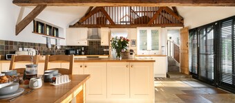 Award-winning barn conversion offering spacious accommodation near South Downs National Park.