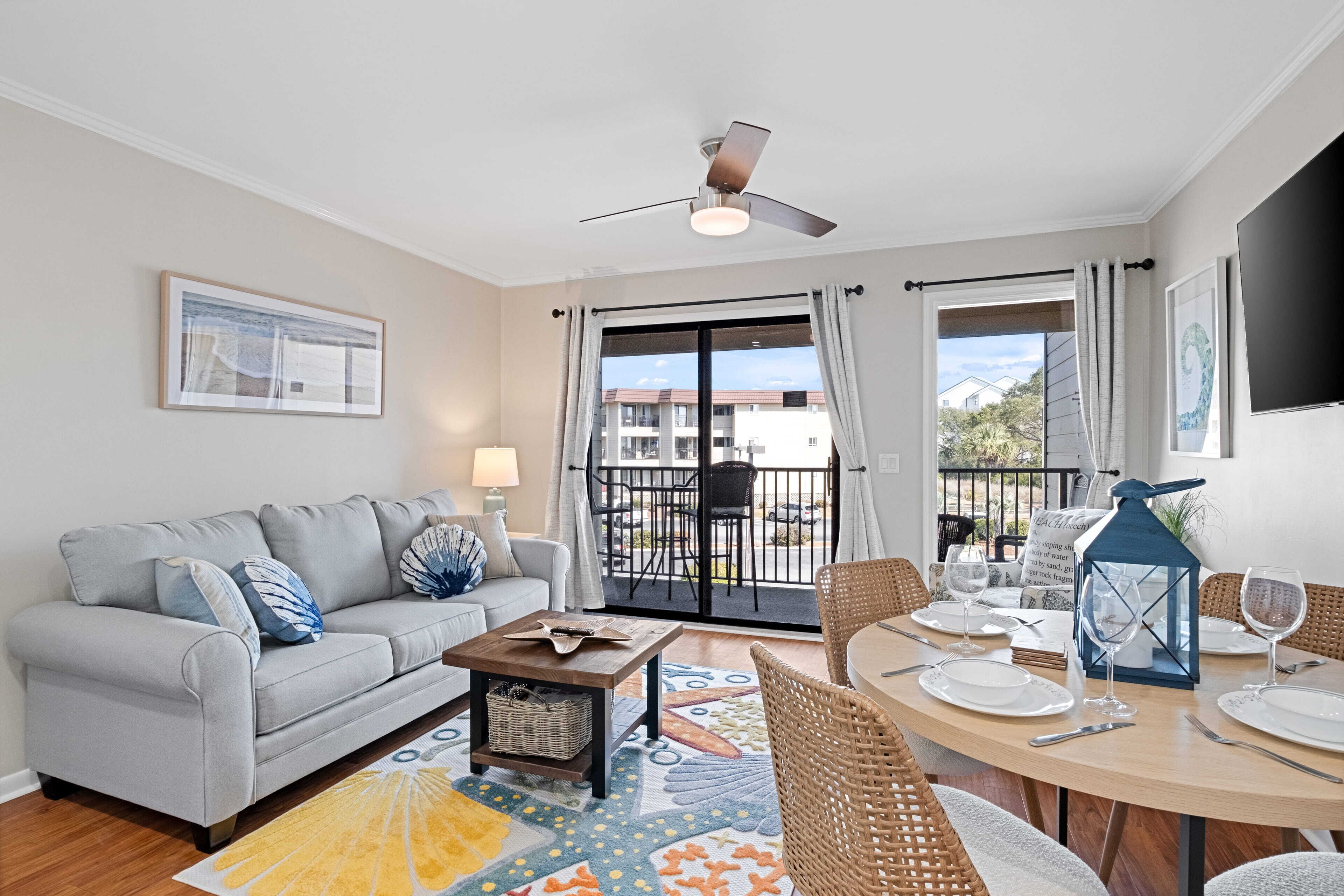 リビング エリア