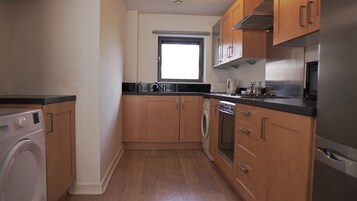 Molineux Apartment | 私人廚房 | 微波爐、電熱水壺、多士爐、廚房用具/餐具/器皿