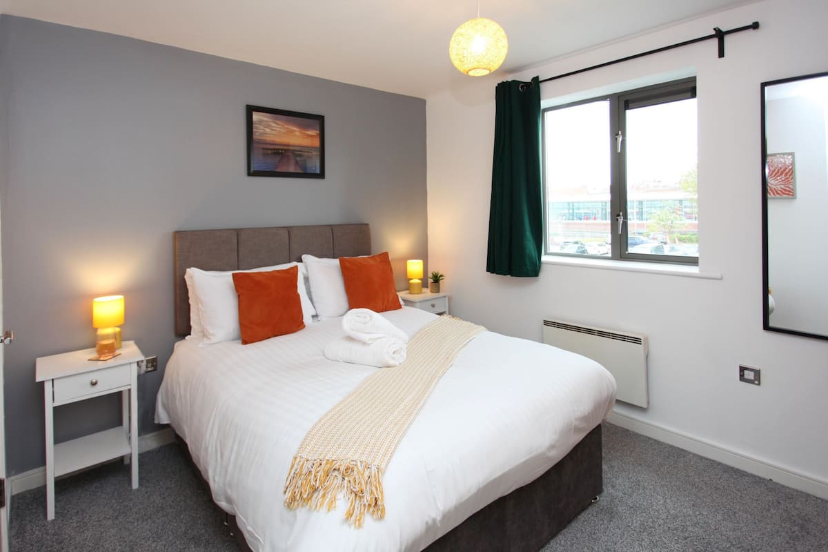 Victoria Apartment | 2 Schlafzimmer, Bügeleisen/Bügelbrett, Bettwäsche