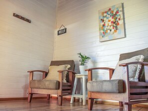 Superior Cabin | Living area | 21-inch LED TV with cable channels, TV