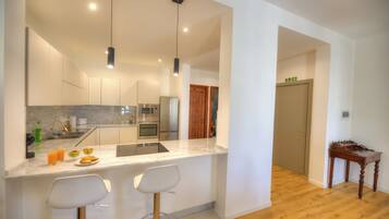 Frigorífic, microones, forn i rentaplats