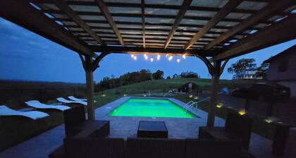 Catskill Villa/Pool with Hudson River View