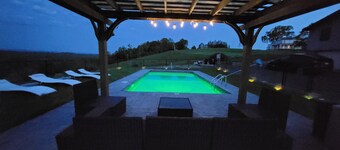 Catskill Villa/Pool with Hudson River View