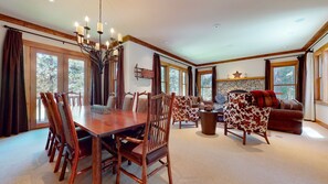 تناول الطعام