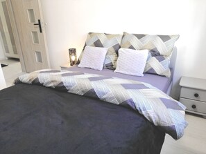 1 bedroom, iron/ironing board, travel crib, free WiFi