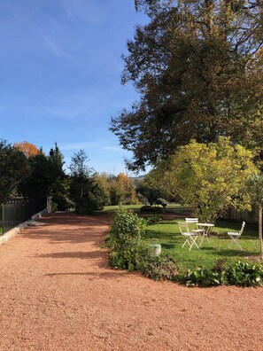 Casa de campo básico, suíte, vista para o jardim | Fachada