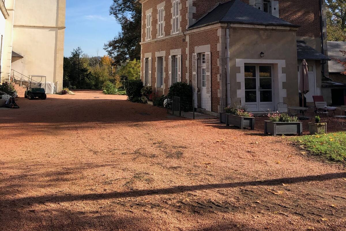 Perusmökki, kylpyhuone makuuhuoneen yhteydessä, näköala puutarhaan | Ulkopuoli