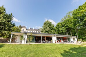 Suite Deluxe, salle de bains attenante, vue jardin (Suite Les Célestins) | Extérieur