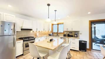 冰箱、烤箱、炉灶、洗碗机