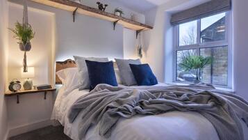 2 bedrooms, free WiFi