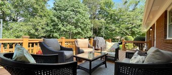 Quiet neighborhood, complementry lake access