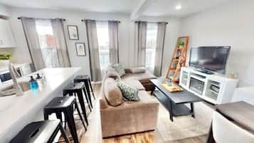 Smart TV, video games