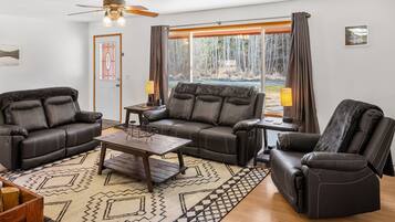 Smart TV, fireplace, table football