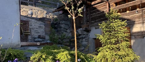 住宿地面