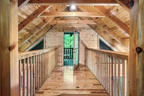 Interior - Winter Special!  - 5 Minutes to Gatlinburg! (Gatlinburg)