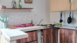 Shared fridge, blender, cookware/dishes/utensils - El Costeñito Hostal - Hostel (Veracruz)