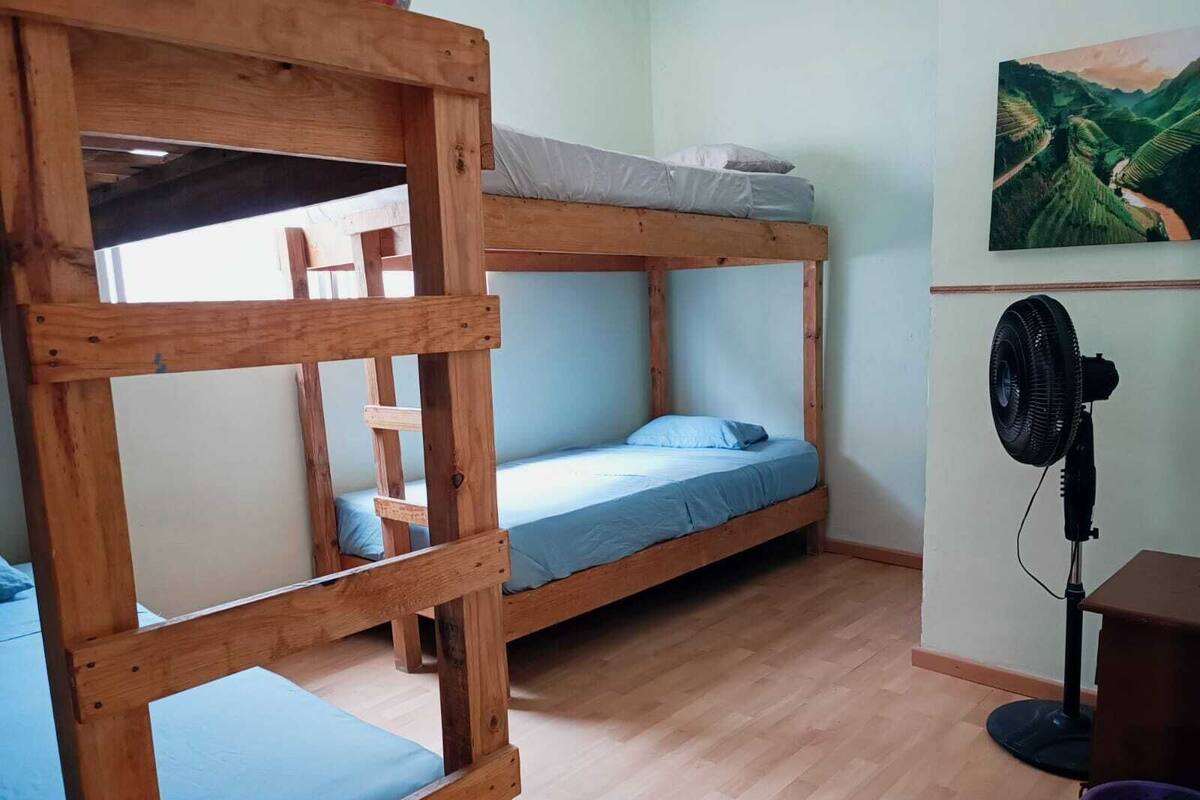 Quadruple Room, Shared Bathroom | WiFi (free), bed sheets