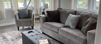 Waterview Cottage with Amazing Sunsets overlooking The Chesapeake Bay