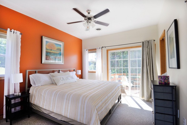 3 habitaciones, escritorio, tabla de planchar con plancha y wifi gratis