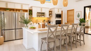 Coffee/tea maker, fridge, microwave, oven - 2 min walk private  path to the beach . Beach club . Daily maid . Free ATVs  (Hacienda pinilla)