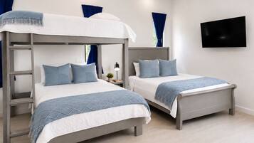 5 bedrooms, in-room safe, iron/ironing board, WiFi (free)