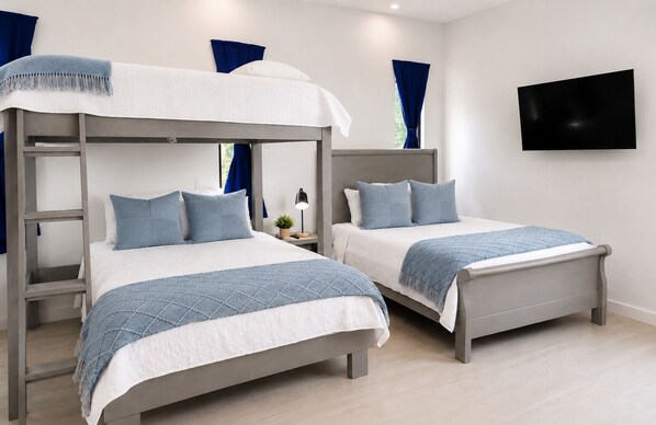 5 bedrooms, in-room safe, iron/ironing board, free WiFi
