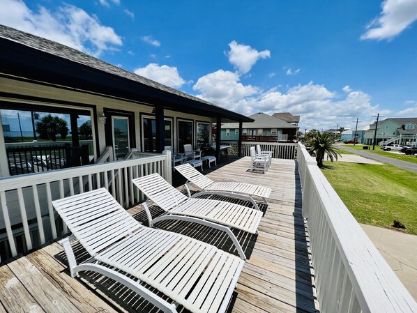 Terrace/patio - Awesome Ocean Views - Three minute walk to beach with private access (Bolivar Peninsula)
