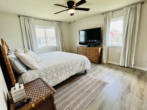 3 bedrooms, iron/ironing board, free WiFi, bed sheets - Awesome Ocean Views - Three minute walk to beach with private access (Bolivar Peninsula)