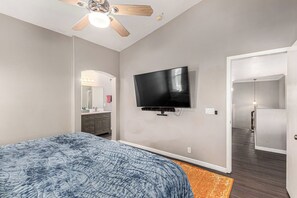 6 habitaciones, tabla de planchar con plancha y wifi gratis 