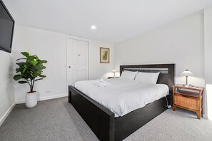 2 chambres, bureau, fer et planche à repasser, Wi-Fi gratuit