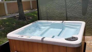 Außen-Whirlpool