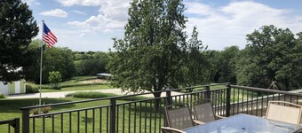Furnished Acreage by Mahoney - Sleeps 17!  Fire Pit - Shuffleboard - Clean!