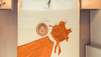 Suite with private pool | 1 bedroom, premium bedding, pillowtop beds, in-room safe