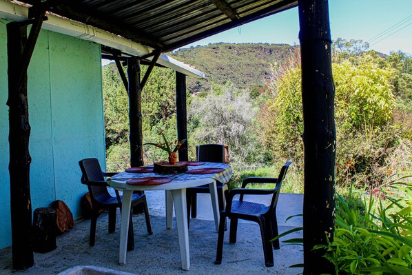 Outdoor dining - Rural cabin in the middle of La Calera's mountains (Cundinamarca)