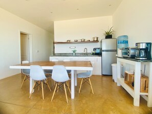 Oven, stovetop - Brandnew beachfront apartment! Great view, private balcony, large shared terrace (Bahía de Kino)