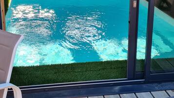 Piscine couverte, piscine chauffée