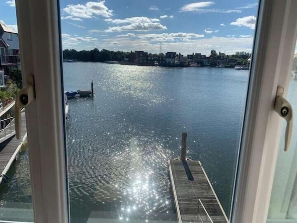 House, Private Bathroom, Canal View | Exterior - Abingdon House - 4 BR on the Marina (Abingdon)
