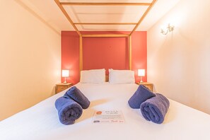 4 habitaciones, tabla de planchar con plancha y wifi gratis 