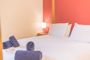 4 bedrooms, iron/ironing board, free WiFi, bed sheets