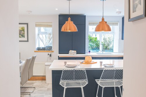 Ground floor apartment with outside space in popular Lake District village