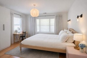 2 bedrooms, desk, iron/ironing board, travel cot