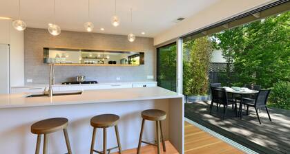 Fitch St Escape - Wine Tastings Included