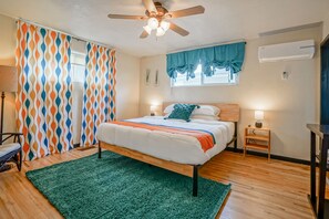 3 bedrooms, iron/ironing board, WiFi, bed sheets