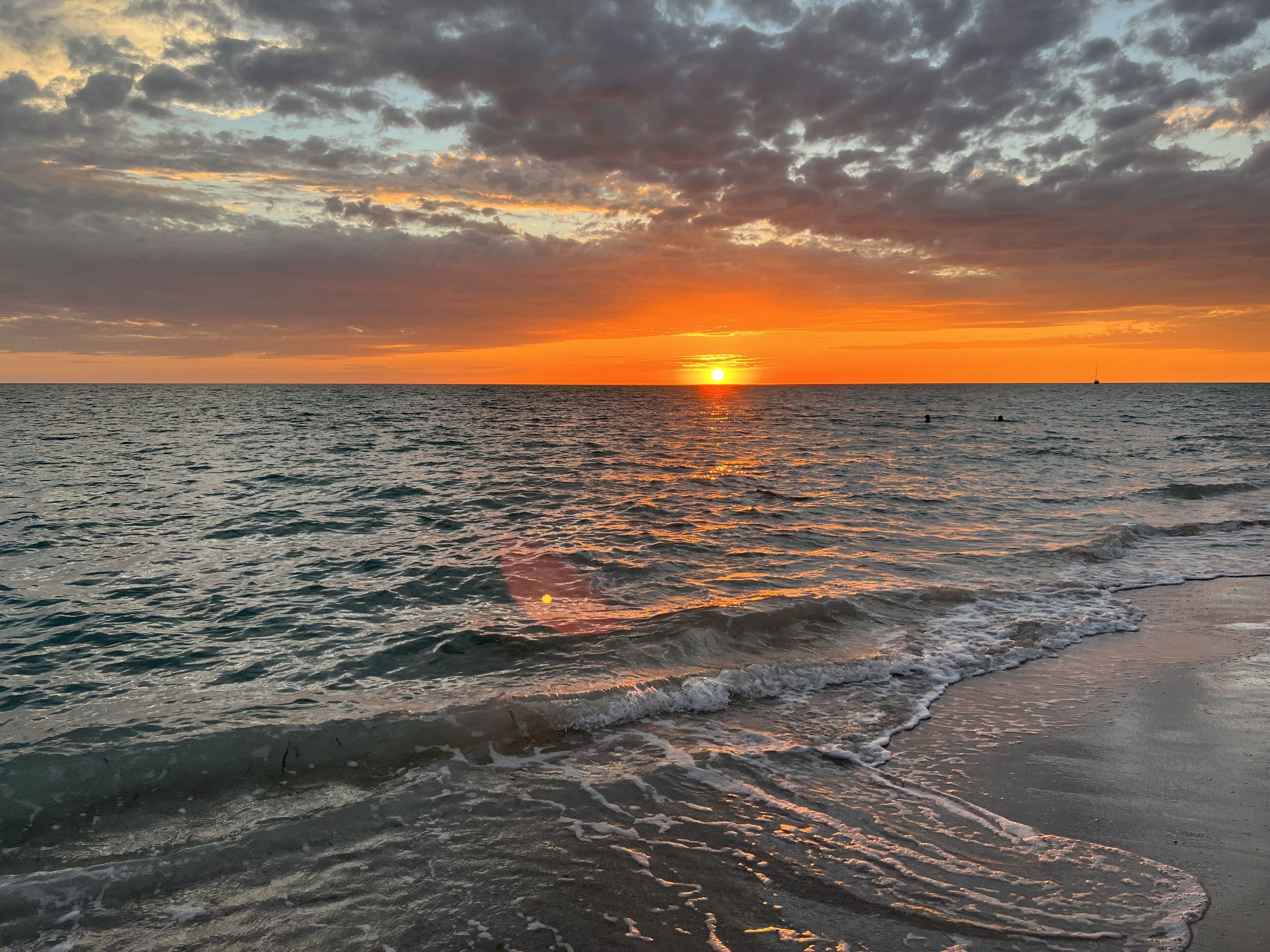 Playa en los alrededores y toallas de playa 