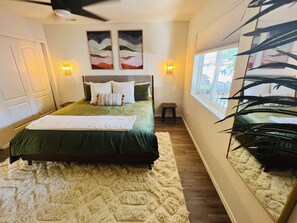 6 habitaciones, tabla de planchar con plancha y cuna de viaje 