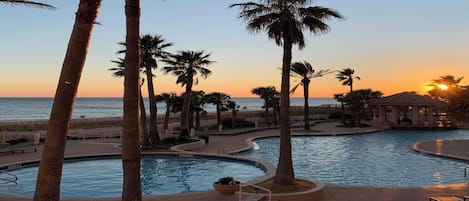 Outdoor pool, a heated pool