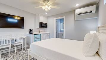 Bureau, Wi-Fi, draps fournis