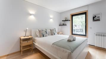 2 sovrum, strykjÀrn/strykbrÀda, internet och sÀngklÀder